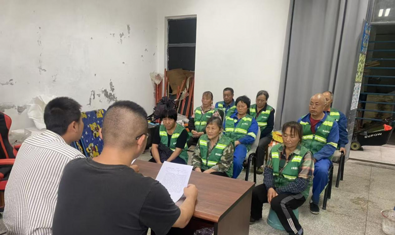 绵阳市静海园林装饰有限公司 九院某所绿化管护服务采购项目正式入场施工